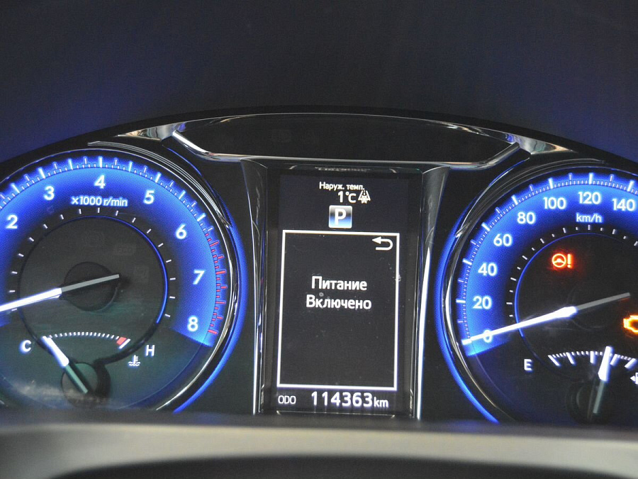 Toyota Camry, 2017г., передний привод, автомат