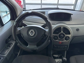 Renault Modus, 2008г, передний привод, робот