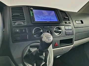 Volkswagen Transporter, 2010г, передний привод, механика