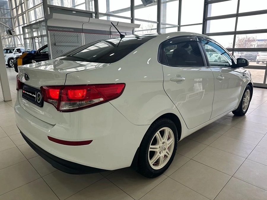 Kia Rio, 2016г., передний привод, механика
