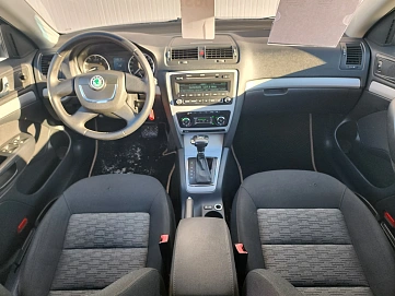 Skoda Octavia, 2011г, передний привод, робот