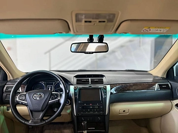 Toyota Camry, 2015г, передний привод, автомат