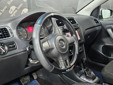 Volkswagen Polo, 2010г, передний привод, автомат