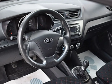 Kia Rio, 2015г., передний привод, механика