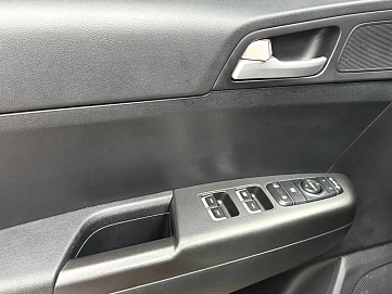 Kia Sportage, 2021г, передний привод, робот