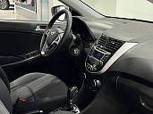 Hyundai Solaris, 2016г., передний привод, автомат