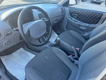 Hyundai Accent, 2008г, передний привод, механика