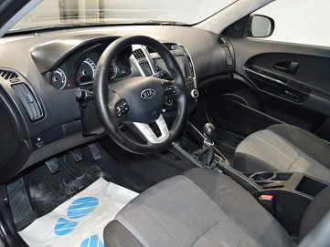 Kia Ceed, 2012г, передний привод, механика