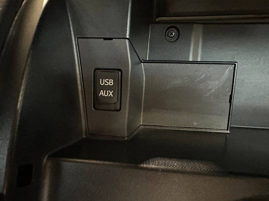 Toyota Auris, 2011г., передний привод, автомат