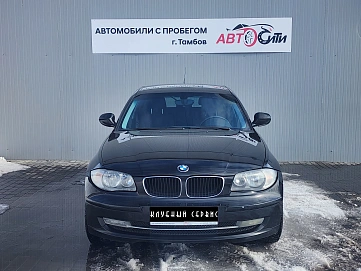 BMW 1 серии, 2010г, задний привод, автомат