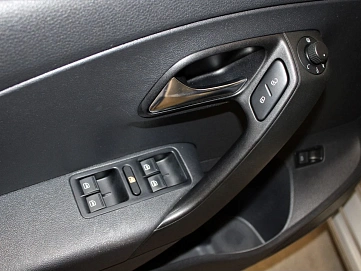 Volkswagen Polo, 2019г, передний привод, механика