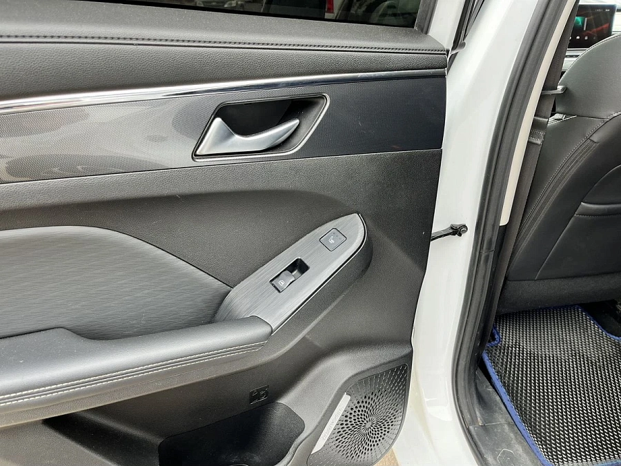 Haval Jolion, 2021г., передний привод, робот