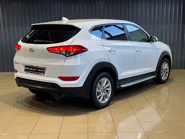 Hyundai Tucson, 2017г, передний привод, автомат