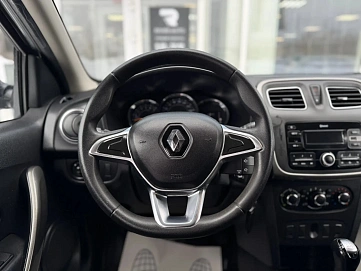 Renault , 2021г., передний привод, автомат