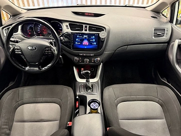 Kia Ceed, 2013г, передний привод, автомат