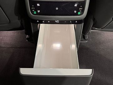 LiXiang L7, 2024г, полный привод, автомат