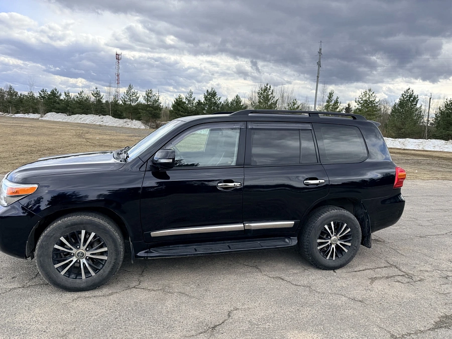 Toyota Land Cruiser, 2014г., полный привод, автомат