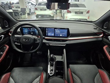 Geely Coolray, 2024г, передний привод, робот