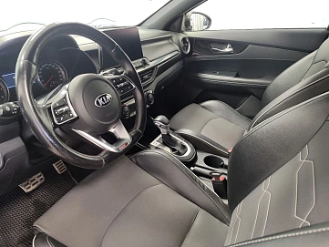 Kia Cerato, 2020г, передний привод, автомат