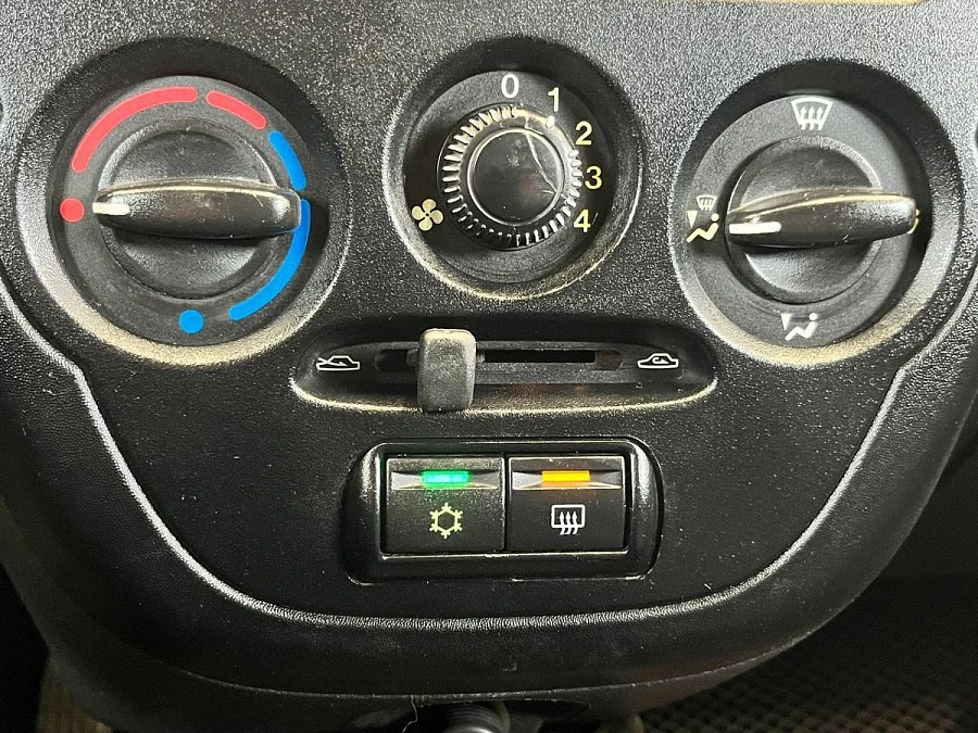 Lada (ВАЗ) Granta, 2014г., передний привод, механика