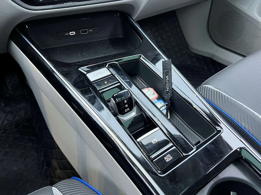 Volkswagen Lamando, 2022г., передний привод, робот