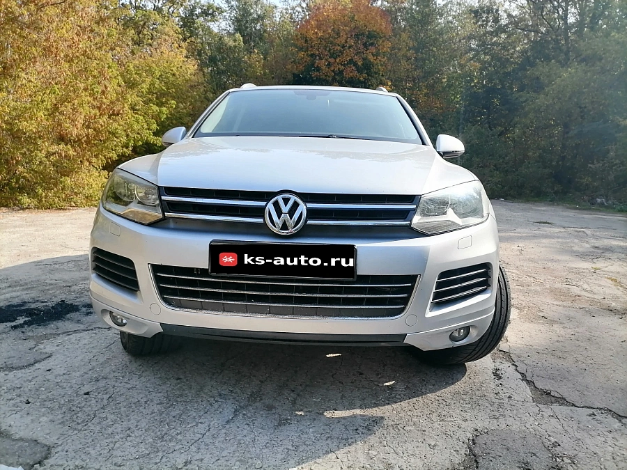 Volkswagen Touareg, 2011г., полный привод, автомат