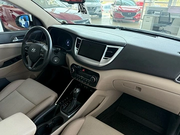 Hyundai Tucson, 2016г, полный привод, автомат