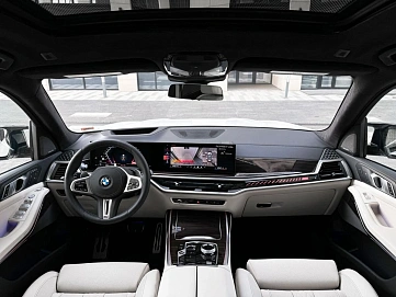 BMW X7, 2025г, полный привод, автомат