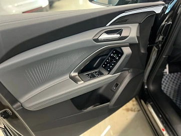 Audi Q5, 2025г, полный привод, робот