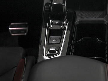 Geely Coolray, 2023г, передний привод, робот
