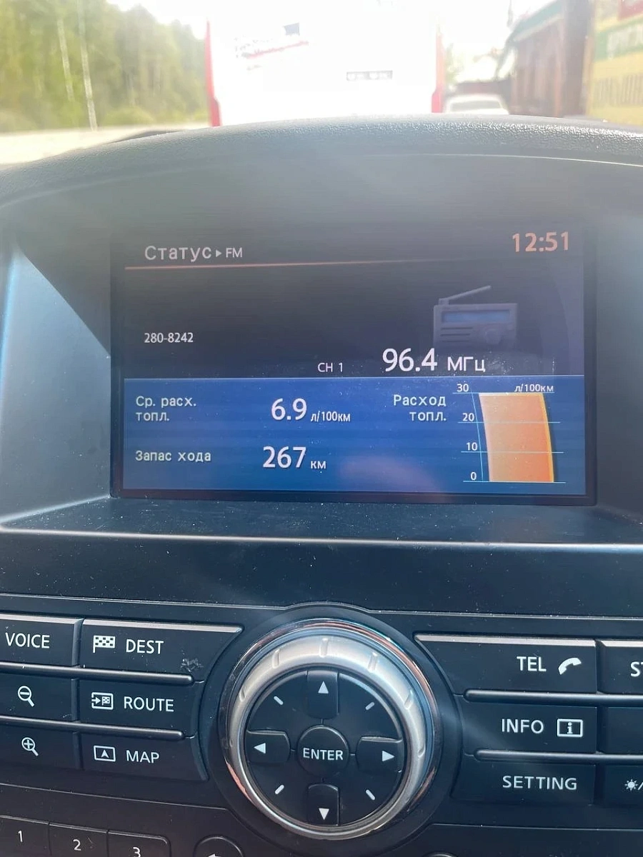 Nissan Pathfinder, 2011г., полный привод, автомат