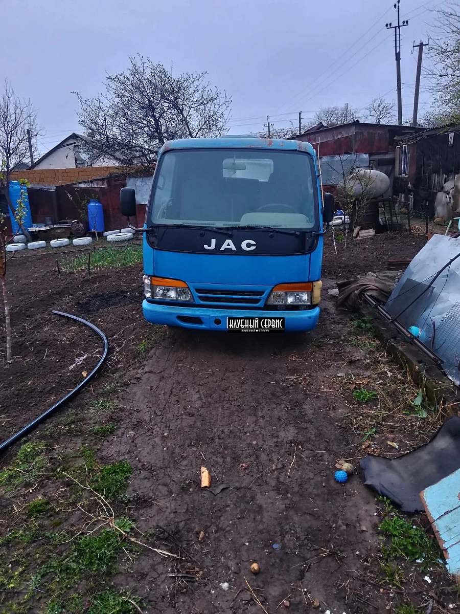 JAC J2 (Yueyue), 2010г., передний привод, автомат