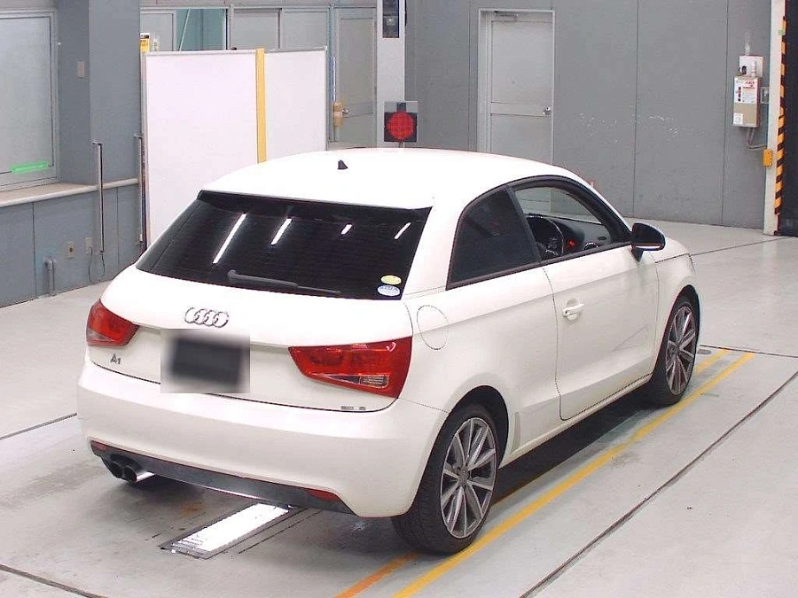 Audi A1, 2012г., передний привод, робот