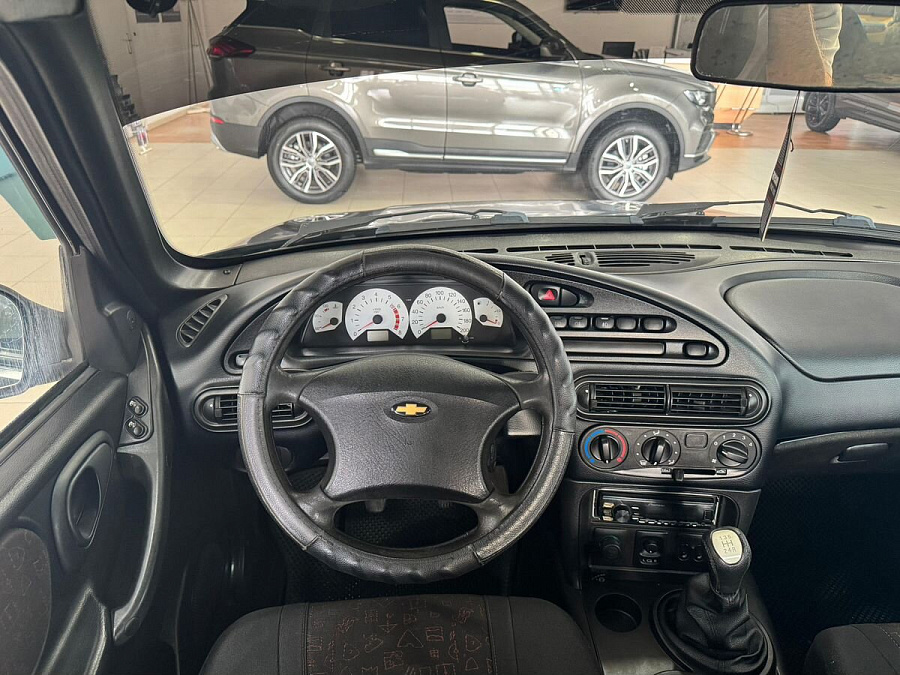 Chevrolet Niva, 2006г., полный привод, механика