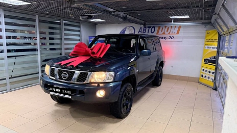 Nissan Patrol, 2004г, полный привод, автомат