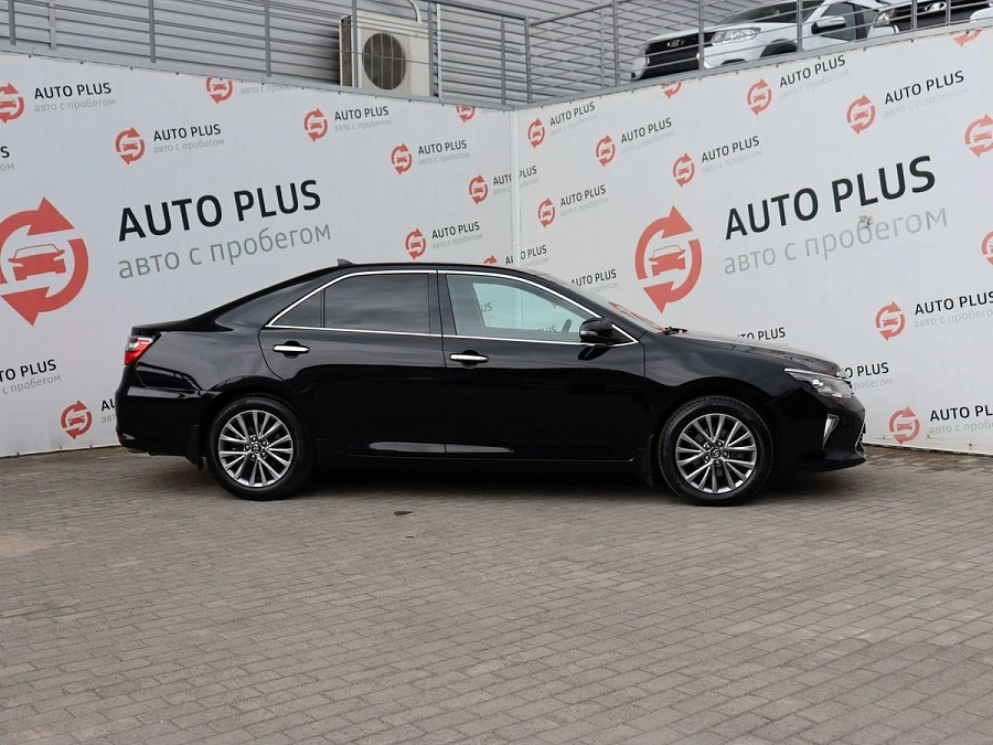 Toyota Camry, 2018г., передний привод, автомат