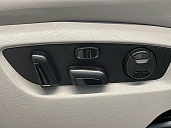 Volkswagen Touareg, 2012г., полный привод, автомат