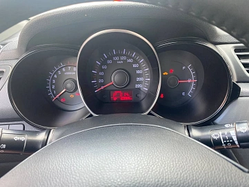 Kia Rio, 2016г, передний привод, автомат