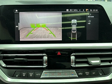 BMW 3 серии, 2022г, задний привод, автомат