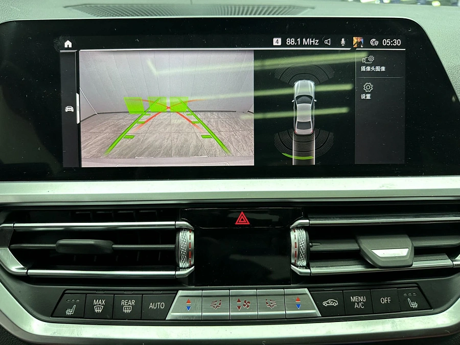 BMW 3 серии, 2022г., задний привод, автомат