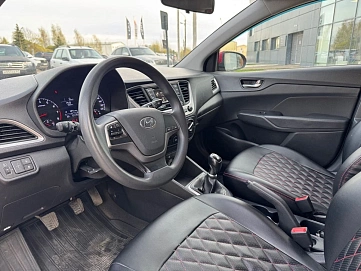 Hyundai Solaris, 2018г., передний привод, механика