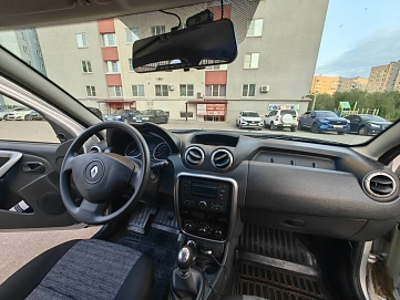 Renault Duster, 2012г, полный привод, механика
