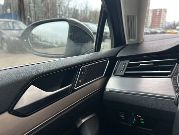 Volkswagen Passat, 2017г, передний привод, робот