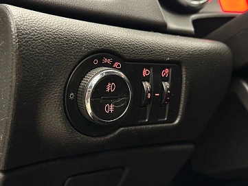 Opel Astra, 2013г, передний привод, механика