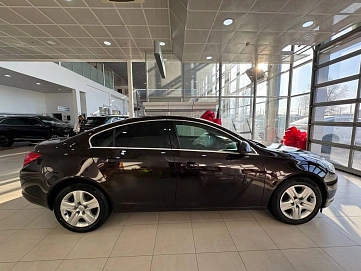 Opel Insignia, 2012г, передний привод, механика