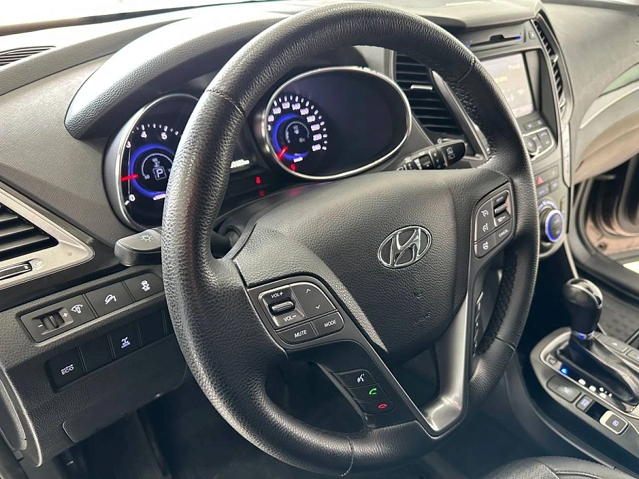 Hyundai Santa Fe, 2013г., полный привод, автомат