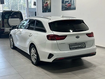 Kia Ceed, 2020г, передний привод, автомат