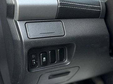 Peugeot 4007, 2011г, полный привод, вариатор