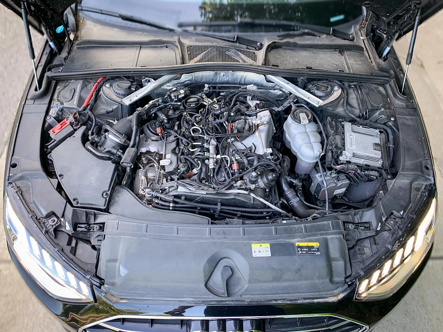 Audi A4, 2019г., полный привод, робот