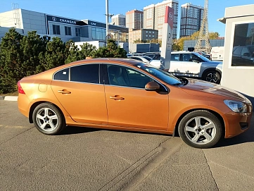 Volvo S60, 2010г, передний привод, робот